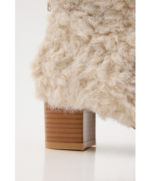 LAGUA GEM（ラグアジェム）の「FAUX FUR SHORT ブーツ（ブーツ・レディース・ブラック/アイボリー・SMALL/MEDIUM/LARGE）」の13枚目の写真