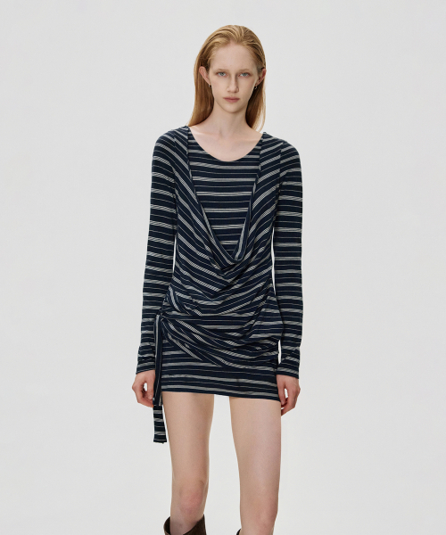 KIMZISU(キムジス)の「Deep Cowl Dress_NAVY(ワンピース・レディース・ネイビー・SMALL/MEDIUM)」の1枚目の写真