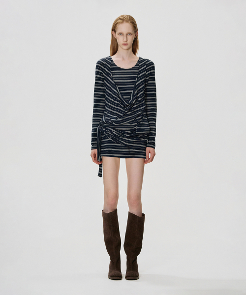 KIMZISU(キムジス)の「Deep Cowl Dress_NAVY(ワンピース・レディース・ネイビー・SMALL/MEDIUM)」の5枚目の写真
