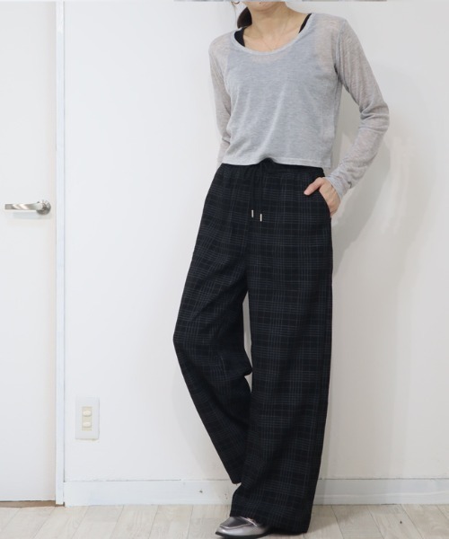 DISKEEN SURE（ディスキーンシュアー）の「ほっこりニットコール素材が季節感たっぷり！チェック柄イージーワイドパンツ（その他パンツ・レディース・ベージュ/オフホワイト/ブラック/グレー・FREE）」の5枚目の写真