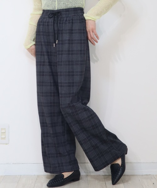 DISKEEN SURE（ディスキーンシュアー）の「ほっこりニットコール素材が季節感たっぷり！チェック柄イージーワイドパンツ（その他パンツ・レディース・ベージュ/オフホワイト/ブラック/グレー・FREE）」の19枚目の写真