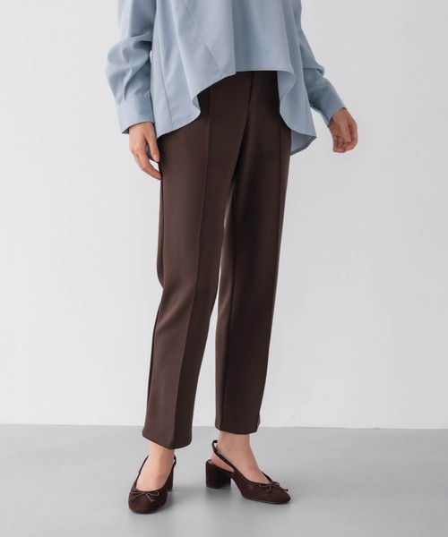 PERIPH(ペリフ)の「ダンボールテーパードパンツ(その他パンツ・レディース・ネイビー/ブラック/ブラウン・M/S)」の1枚目の写真