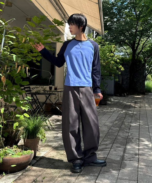 SIGNATURE（シグネチャ）の「BARREL カーブドチノパンツ[チャコール]（その他パンツ・メンズ・その他・SMALL/MEDIUM/LARGE/X-LARGE）」の3枚目の写真