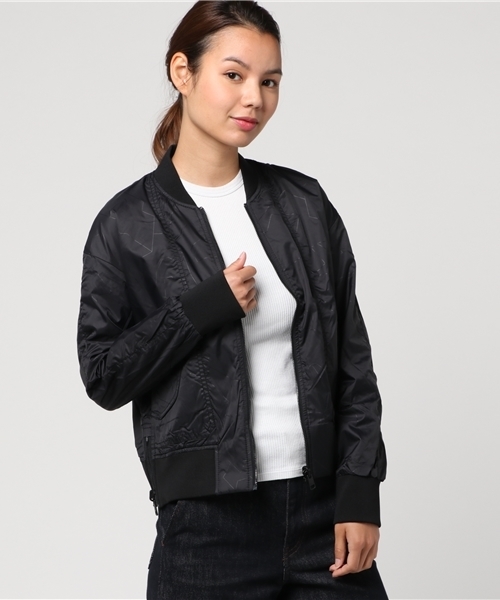 Calvin Klein Jeans（カルヴァンクラインジーンズ）の