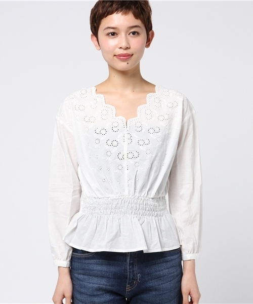 MERLOT(メルロー)の「コットンVネックレースブラウス587-5527(シャツ/ブラウス・レディース・ベージュ/オレンジ/ホワイト・FREE)」の4枚目の写真