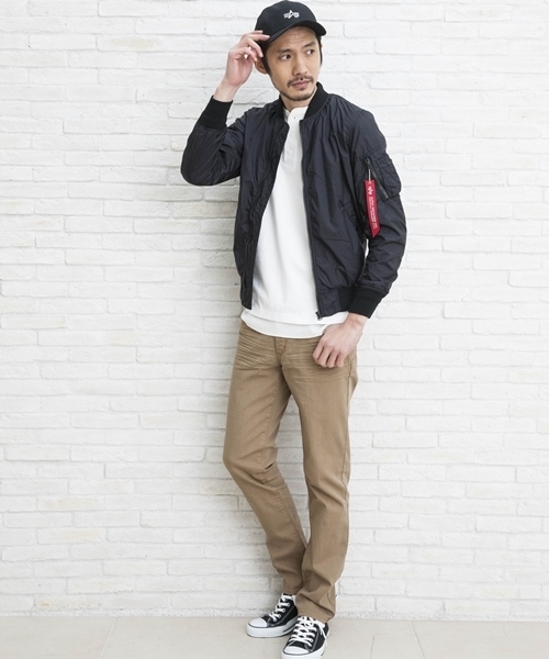 Alpha Industries(アルファインダストリーズ)の「【ALPHA】カーブバイザーツイルローキャップ(キャップ・メンズ・ブラック/カーキ/ネイビー・FREE)」の2枚目の写真