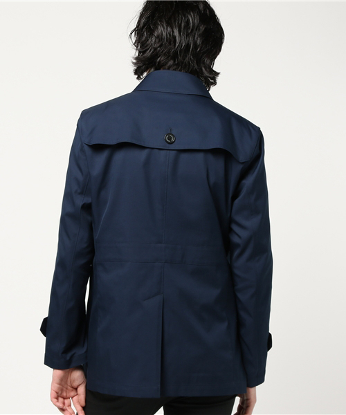 BLACK LABEL CRESTBRIDGE（ブラックレーベル・クレストブリッジ）の「SOLOTEX ライトギャバジンショートトレンチ（トレンチコート・メンズ・ネイビー/ベージュ・L/M）」の4枚目の写真