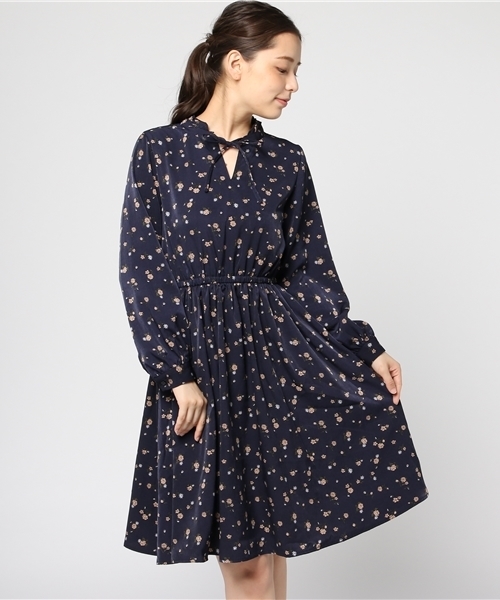 Honeys（ハニーズ）の「ハイネックワンピース（ワンピース・レディース・レッド系その他/ブラック系その他/ブルー系その他・L/M）」の2枚目の写真