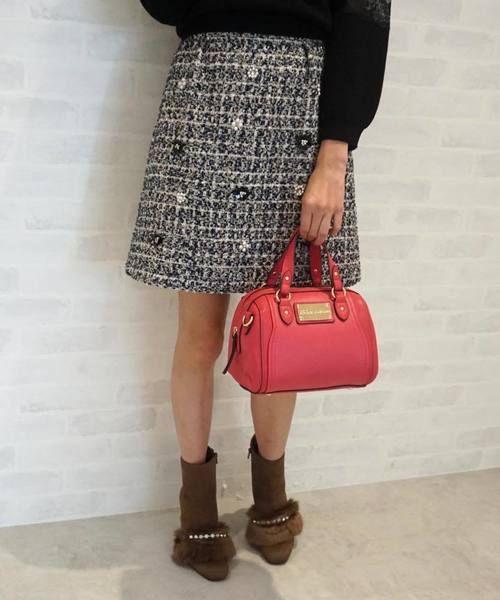 JILL by JILL STUART（ジルバイジルスチュアート）の「PLATE BOSTON BAG（ボストンバッグ・レディース・ブラック/ピンク/ピンク系その他・ﾌﾘ-）」の17枚目の写真