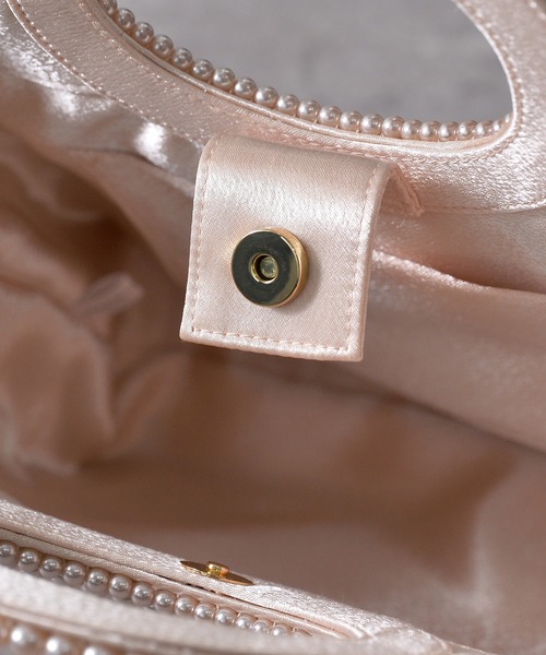 Kana（カナ）の「2WAY パールハンドルのフェミニンレース 結婚式 お呼ばれ パーティーバッグ（ハンドバッグ・レディース・ブラック/ベージュ・フリー）」の11枚目の写真
