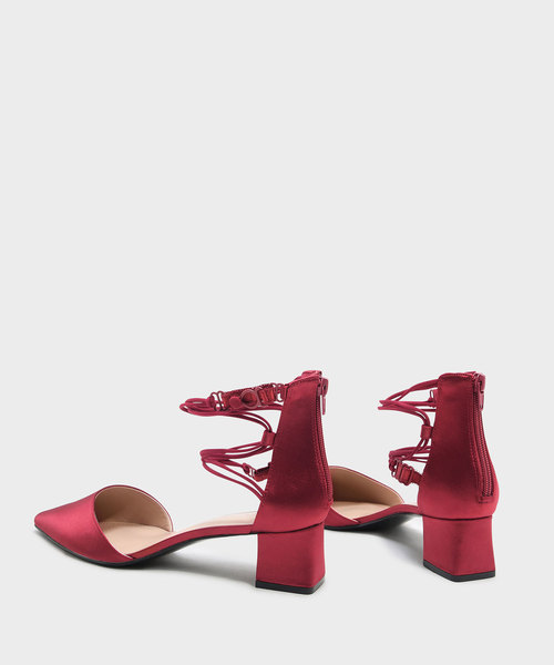 CHARLES & KEITH(チャールズ & キース)の「ストラッピーポインテッドヒール / STRAPPY POINTED HEELS(サンダル・レディース・ブラック/レッド・23cm/24.5cm/23.5cm/25cm)」の7枚目の写真