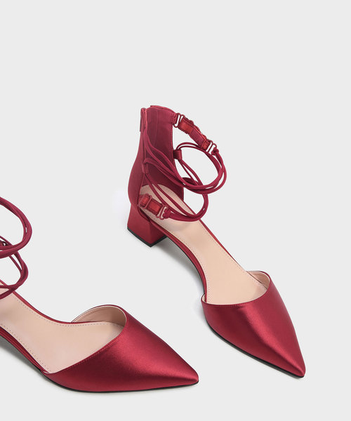 CHARLES & KEITH(チャールズ & キース)の「ストラッピーポインテッドヒール / STRAPPY POINTED HEELS(サンダル・レディース・ブラック/レッド・23cm/24.5cm/23.5cm/25cm)」の8枚目の写真