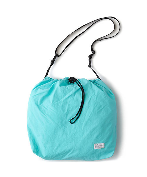 FAT（エフエイティー）の「TRESAC（ショルダーバッグ・メンズ・ホワイト/ブラック/ターコイズブルー/イエロー/レッド・ONE SIZE）」の4枚目の写真