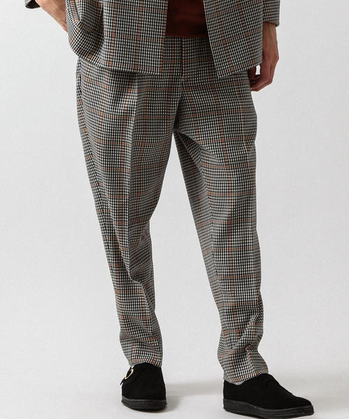 BEAUTY&YOUTH UNITED ARROWS（ビューティーアンドユースユナイテッドアローズ）の「【WEB限定】 by チェック 2P ワイド テーパードパンツ（スラックス・メンズ・ダークブラウン/ベージュ・SMALL/LARGE/MEDIUM）」の9枚目の写真