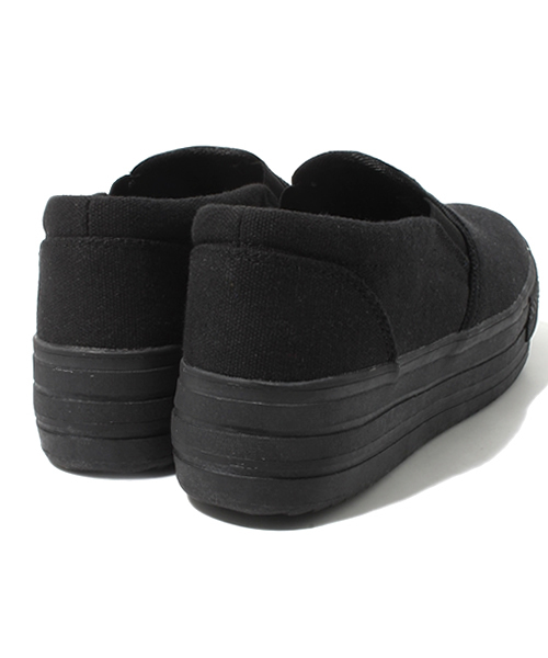 WEGO（ウィゴー）の「WEGO/厚底スリッポンスニーカー（スリッポン・レディース・ブラック/ホワイト・24.5/23.5）」の5枚目の写真