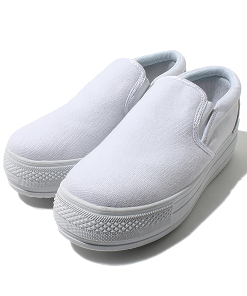 WEGO（ウィゴー）の「WEGO/厚底スリッポンスニーカー（スリッポン・レディース・ブラック/ホワイト・24.5/23.5）」の12枚目の写真