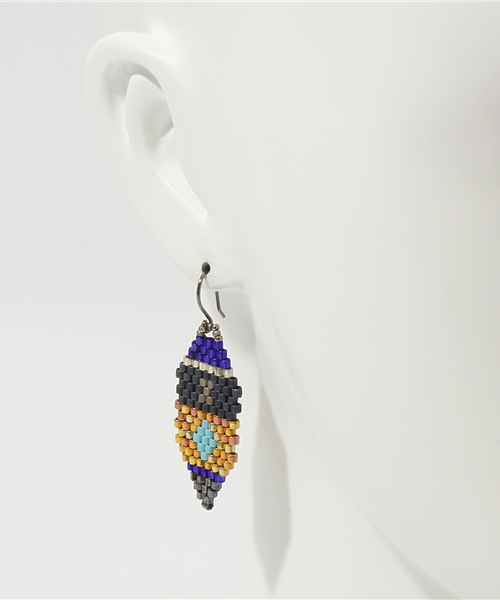 VIA BUS STOP(ヴィアバスストップ)の「BLUMA PROJECT ピアス(ピアス(両耳用)・レディース・パープル系・フリー)」の3枚目の写真