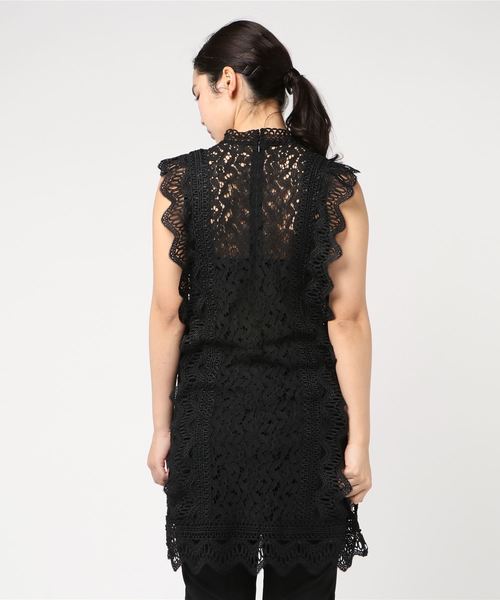 ASTORIA ODIER(アストリアオディール)の「プチハイネック レースワンピース(ワンピース・レディース・ホワイト/ブラック・MEDIUM)」の4枚目の写真