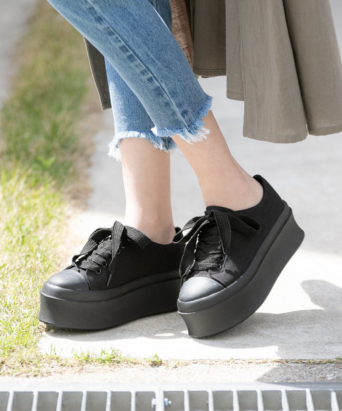 夢展望(ユメテンボウ)の「オリジナル厚底スニーカー(スニーカー・レディース・ホワイト系その他/ブラック系その他/ブラック系その他2・23㎝/24㎝/23.5㎝/24.5㎝)」の3枚目の写真