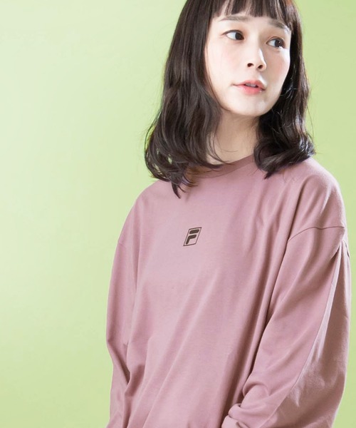 FILA（フィラ）の「MONO-MART×FILA/フィラ 別注 ロゴプリント 袖ロゴ刺繍 オーバーサイズ L/Sカットソー（Tシャツ/カットソー・メンズ・ホワイト/ブラック/ブラウン/ライトベージュ/パープル/ネイビー・S/M/L）」の6枚目の写真