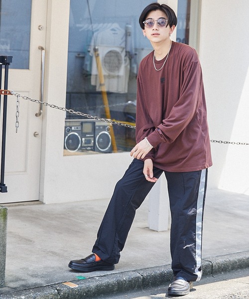 FILA（フィラ）の「MONO-MART×FILA/フィラ 別注 ロゴプリント 袖ロゴ刺繍 オーバーサイズ L/Sカットソー（Tシャツ/カットソー・メンズ・ホワイト/ブラック/ブラウン/ライトベージュ/パープル/ネイビー・S/M/L）」の15枚目の写真