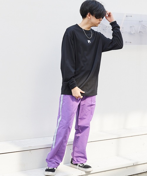 FILA（フィラ）の「MONO-MART×FILA/フィラ 別注 ロゴプリント 袖ロゴ刺繍 オーバーサイズ L/Sカットソー（Tシャツ/カットソー・メンズ・ホワイト/ブラック/ブラウン/ライトベージュ/パープル/ネイビー・S/M/L）」の12枚目の写真