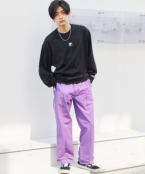 FILA（フィラ）の「MONO-MART×FILA/フィラ 別注 ロゴプリント 袖ロゴ刺繍 オーバーサイズ L/Sカットソー（Tシャツ/カットソー・メンズ・ホワイト/ブラック/ブラウン/ライトベージュ/パープル/ネイビー・S/M/L）」の13枚目の写真