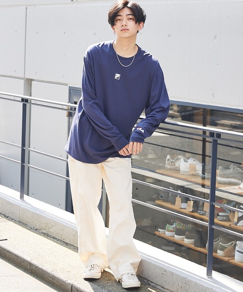 FILA（フィラ）の「MONO-MART×FILA/フィラ 別注 ロゴプリント 袖ロゴ刺繍 オーバーサイズ L/Sカットソー（Tシャツ/カットソー・メンズ・ホワイト/ブラック/ブラウン/ライトベージュ/パープル/ネイビー・S/M/L）」の18枚目の写真