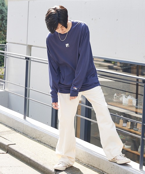 FILA（フィラ）の「MONO-MART×FILA/フィラ 別注 ロゴプリント 袖ロゴ刺繍 オーバーサイズ L/Sカットソー（Tシャツ/カットソー・メンズ・ホワイト/ブラック/ブラウン/ライトベージュ/パープル/ネイビー・S/M/L）」の19枚目の写真