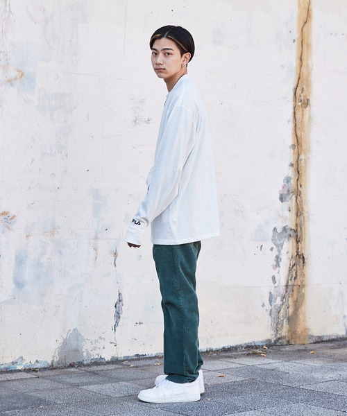 FILA（フィラ）の「MONO-MART×FILA/フィラ 別注 ロゴプリント 袖ロゴ刺繍 オーバーサイズ L/Sカットソー（Tシャツ/カットソー・メンズ・ホワイト/ブラック/ブラウン/ライトベージュ/パープル/ネイビー・S/M/L）」の9枚目の写真