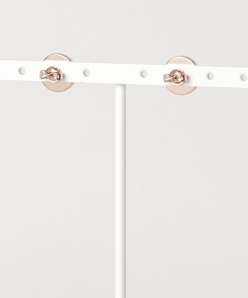 EMPORIO ARMANI（エンポリオアルマーニ）の「エンポリオ・アルマーニ アクセサリー レディース ピアス  EGS2311221（ピアス（両耳用）・レディース・ピンクゴールド・FREE）」の2枚目の写真