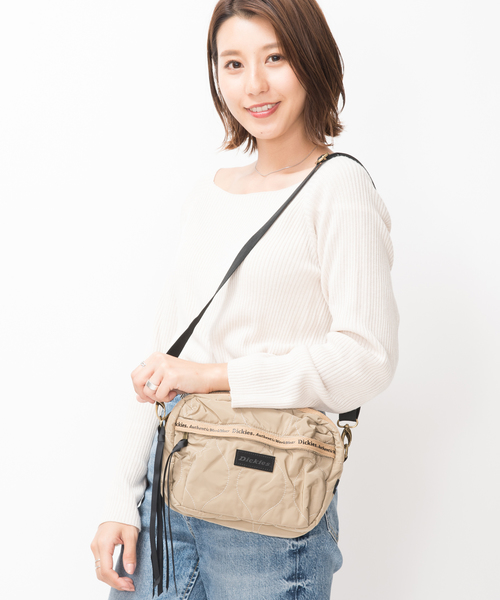 Dickies（ディッキーズ）の「Dickies　WAVE QUILTING SHOULDER BAG（ショルダーバッグ・レディース・カーキ/レンガ/ベージュ/ブラック・FREE）」の3枚目の写真