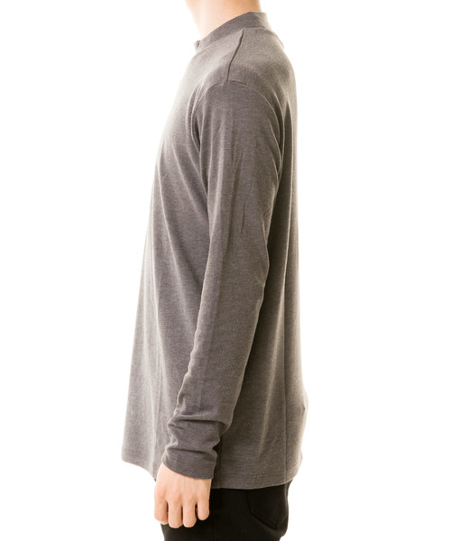 TopIsm(トップイズム)の「スムース起毛モックネック カットソー(Tシャツ/カットソー・メンズ・ホワイト/ブラック/チャコール/グレー・LL/M/L)」の6枚目の写真