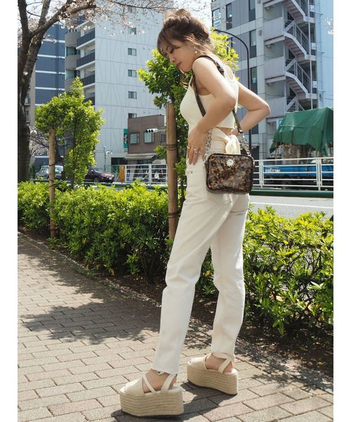 EVRIS（エヴリス）の「バックリボンリブニットタンク（ニット/セーター・レディース・ホワイト/ブラック/ブラウン/イエロー・FREE）」の17枚目の写真