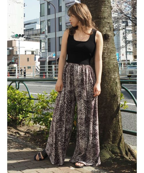 EVRIS（エヴリス）の「バックリボンリブニットタンク（ニット/セーター・レディース・ホワイト/ブラック/ブラウン/イエロー・FREE）」の6枚目の写真