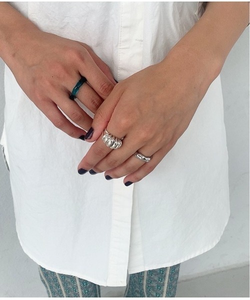 mou（モウ）の「S925厚みストライプリング（リング・レディース・シルバー/ゴールド・FREE）」の3枚目の写真