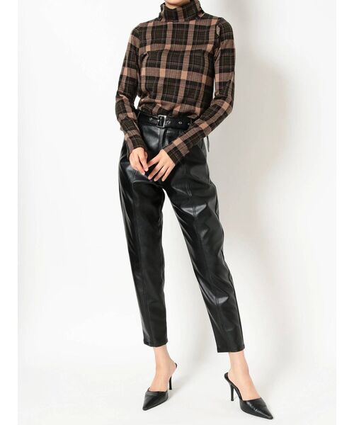 GYDA（ジェイダ）の「フェイクレザーテーパードパンツ（その他パンツ・レディース・ブラック・FREE）」の8枚目の写真