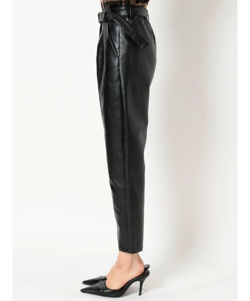 GYDA（ジェイダ）の「フェイクレザーテーパードパンツ（その他パンツ・レディース・ブラック・FREE）」の10枚目の写真