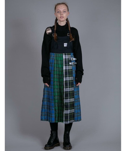 Candy Stripper（キャンディストリッパー）の「GOOD DAYS CHECK PLEATS