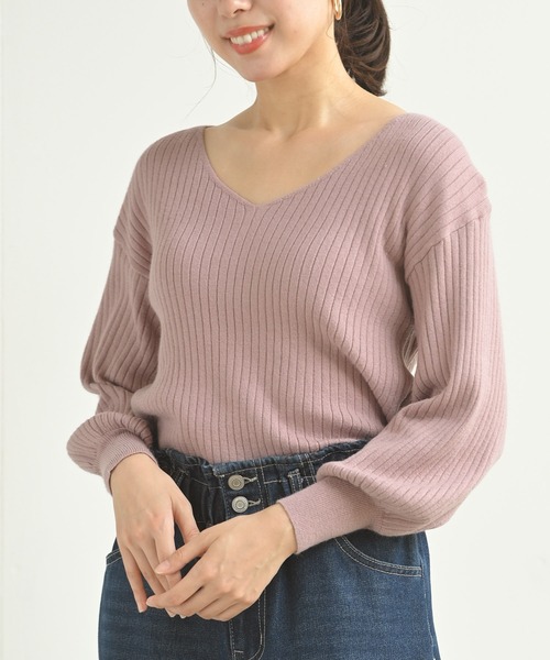 rps(アールピーエス)の「ボリューム袖Vネックリブニットプルオーバー(ニット/セーター・レディース・ブラック/ダークグリーン/ブルー/アイボリー/グレイッシュベージュ/ピンク/ボルドー/オフホワイト/ベージュ/グリーン/杢グレー/ホワイト/ブラウン系その他・M)」の12枚目の写真