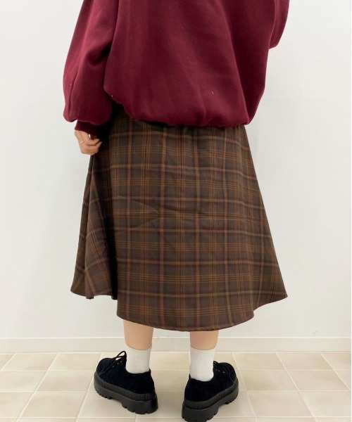 apres jour（アプレジュール）の「チェックフレアスカート【ZOZOTOWN限定アイテム】（スカート・レディース・ベージュ/ダークブラウン/ブラウン系その他・SMALL/MEDIUM/X-LARGE）」の16枚目の写真
