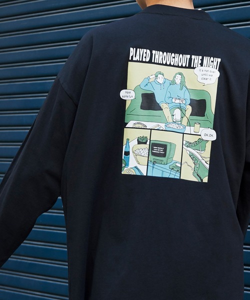 MONO-MART（モノマート）の「コットン天竺 オーバーサイズ イラストロゴプリント L/Sカットソー イラストプリントロンT（Tシャツ/カットソー・メンズ・ベージュ/ダークグレー/モカ/ホワイト系その他/ブラック系その他/グレー系その他/ブラウン系その他/ベージュ系その他/ブルー系その他/パープル系その他/グレイッシュブルー/ホワイト系その他2/ホワイト系その他3/ホワイト系その他4/ホワイト系その他5/ブラック系その他2/グレー系その他2/ベージュ系その他2/ブラウン系その他2/パープル系その他2/ブルー系その他2/グリーン系その他2/グリーン系その他3/グリーン系その他4/グリーン系その他5/グリーン系その他6/グリーン系その他/ホワイト/ブラック/パープル/ブルー系/ブルー系4/ブルー系1/ホワイト系その他6/グレー系その他3/ベージュ系その他3/ブラック系その他3/ブラウン系その他3/ブルー系2/ブルー/ブルー系3/グレー系その他4/ピンク系その他2/ピンク/ホワイト系その他7/ブラック系その他4/グリーン系1/グリーン系2/グリーン系3/グリーン系4/ピンク系その他・M/L）」の12枚目の写真