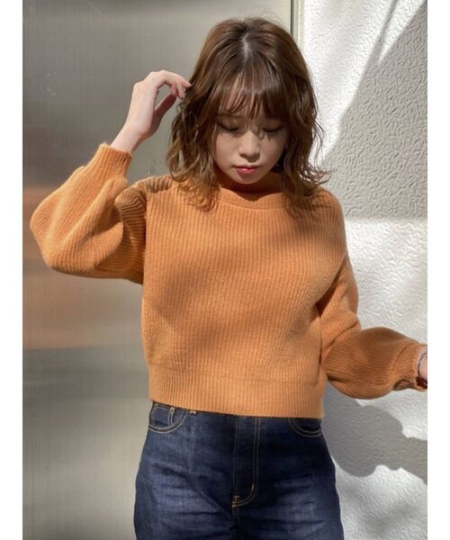 dazzlin（ダズリン）の「ボトルネックショートニットトップス（ニット/セーター・レディース・ブラック/グレー/オフホワイト/オレンジ・FREE）」の5枚目の写真