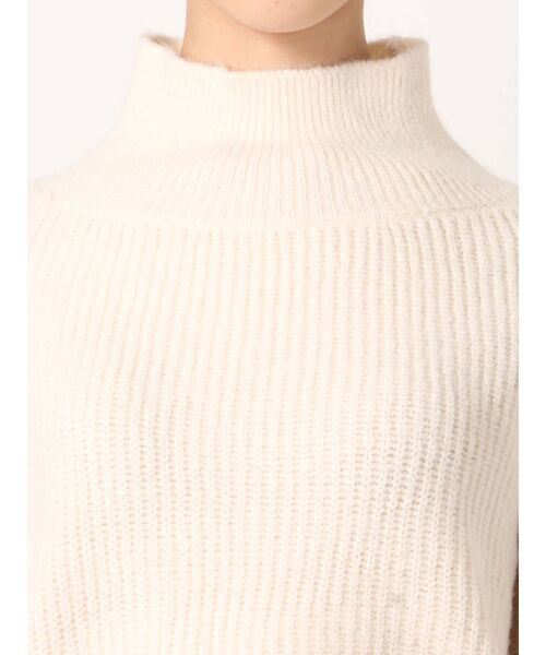 dazzlin（ダズリン）の「ボトルネックショートニットトップス（ニット/セーター・レディース・ブラック/グレー/オフホワイト/オレンジ・FREE）」の16枚目の写真