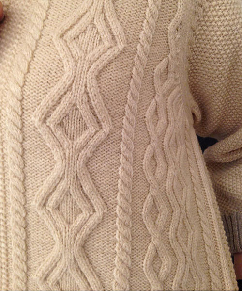 PUAL CE CIN(ピュアルセシン)の「ケーブル編み クルーネック プルオーバー(ニット/セーター・レディース・アイボリー/オートミール/ライトベージュ/モカ・FREE)」の14枚目の写真