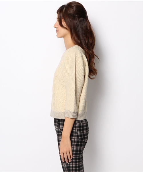 PUAL CE CIN(ピュアルセシン)の「ケーブル編み クルーネック プルオーバー(ニット/セーター・レディース・アイボリー/オートミール/ライトベージュ/モカ・FREE)」の17枚目の写真