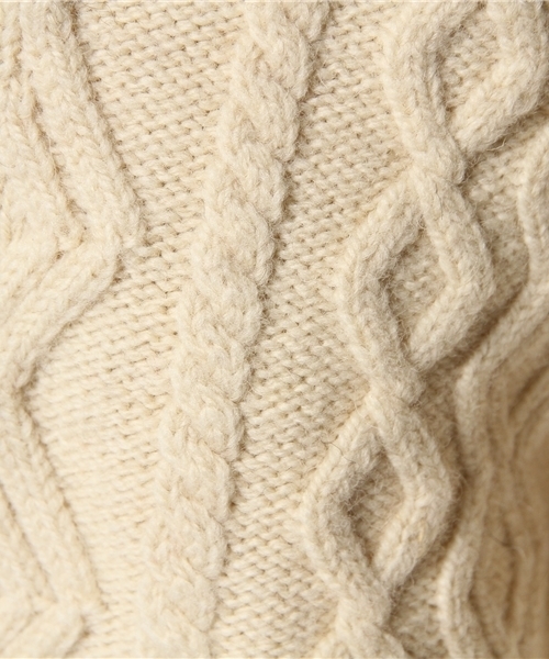 PUAL CE CIN(ピュアルセシン)の「ケーブル編み クルーネック プルオーバー(ニット/セーター・レディース・アイボリー/オートミール/ライトベージュ/モカ・FREE)」の11枚目の写真