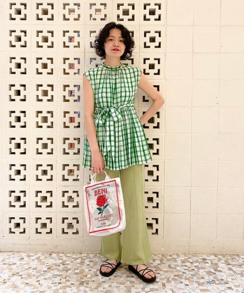 Ray BEAMS（レイビームス）の「MARMARI × Ray BEAMS / 別注 チェック ギャザー ブラウス（シャツ/ブラウス・レディース・グリーン/パープル・ONE SIZE）」の13枚目の写真