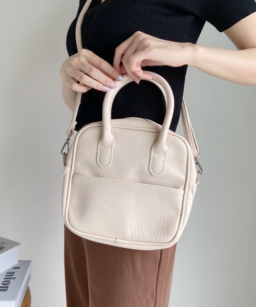 CLEA（クレア）の「2WAYスクエアミニボストンショルダーバッグ（ショルダーバッグ・レディース・グレイッシュベージュ/アイボリー/ブラック/その他3/その他2/その他4/その他1・FREE）」の14枚目の写真