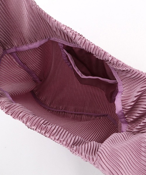 MONO　COMME CA（モノコムサ）の「プリーツバッグ（トートバッグ・レディース・ライラック/マスタード/ターコイズブルー/ライトグレー/ブラック・FREE）」の7枚目の写真